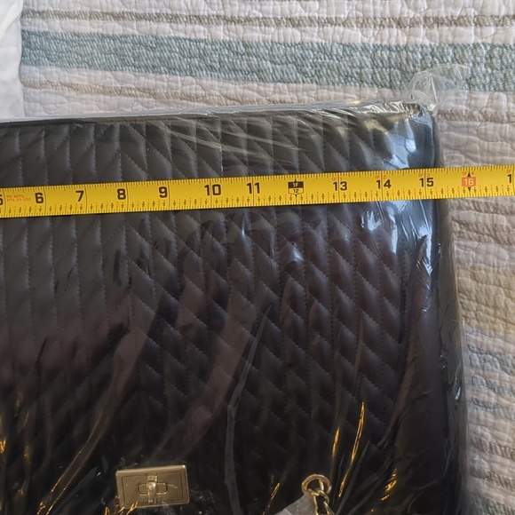 NWT Karl Lagerfeld Paris Large Lambskin Agyness Leather Tote purse bag - Picture 9 of 17